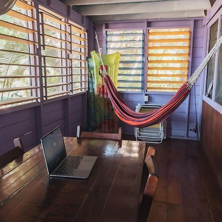 Anda Di Hows Hostel Placencia Zewnętrze zdjęcie