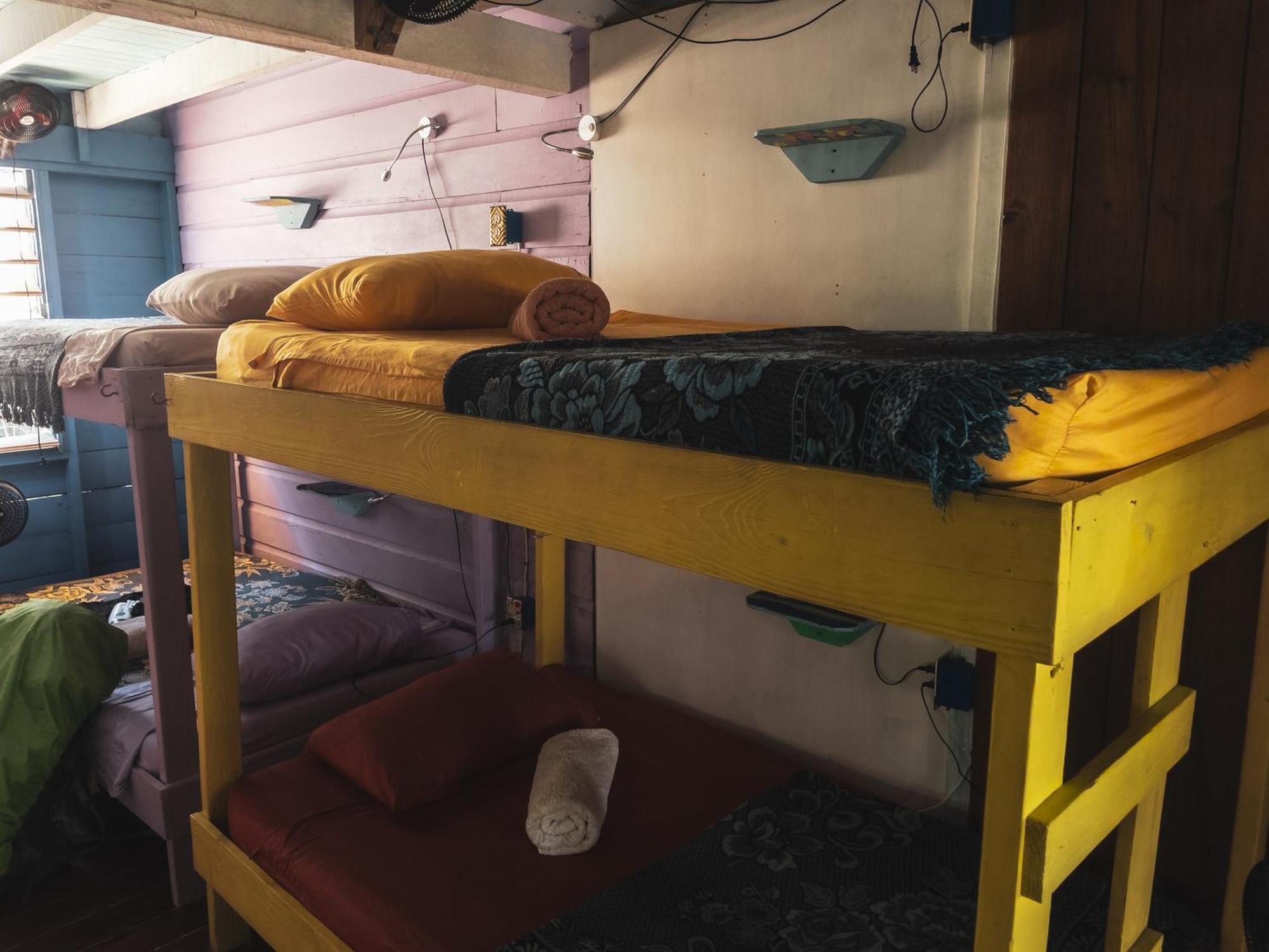 Anda Di Hows Hostel Placencia Zewnętrze zdjęcie
