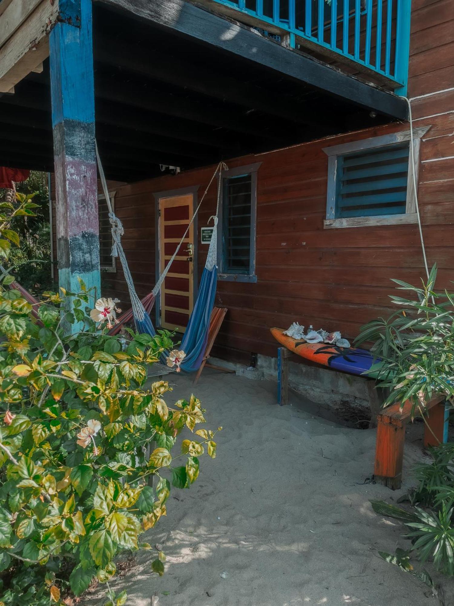 Anda Di Hows Hostel Placencia Zewnętrze zdjęcie