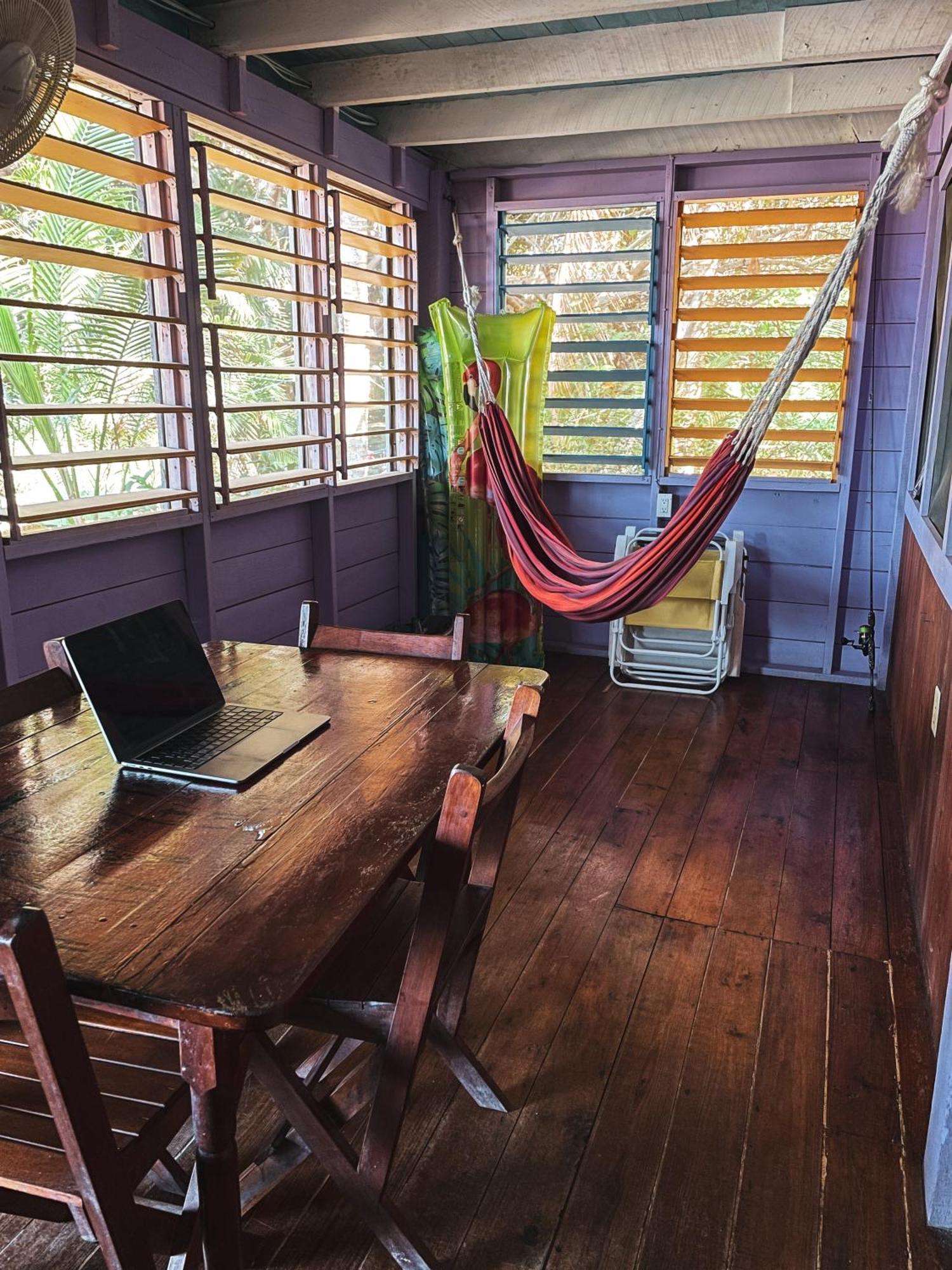 Anda Di Hows Hostel Placencia Zewnętrze zdjęcie
